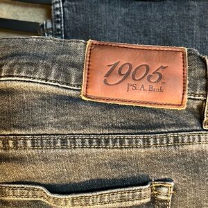 Jos A. Bank 1905 Jean Pants 34W x 32L